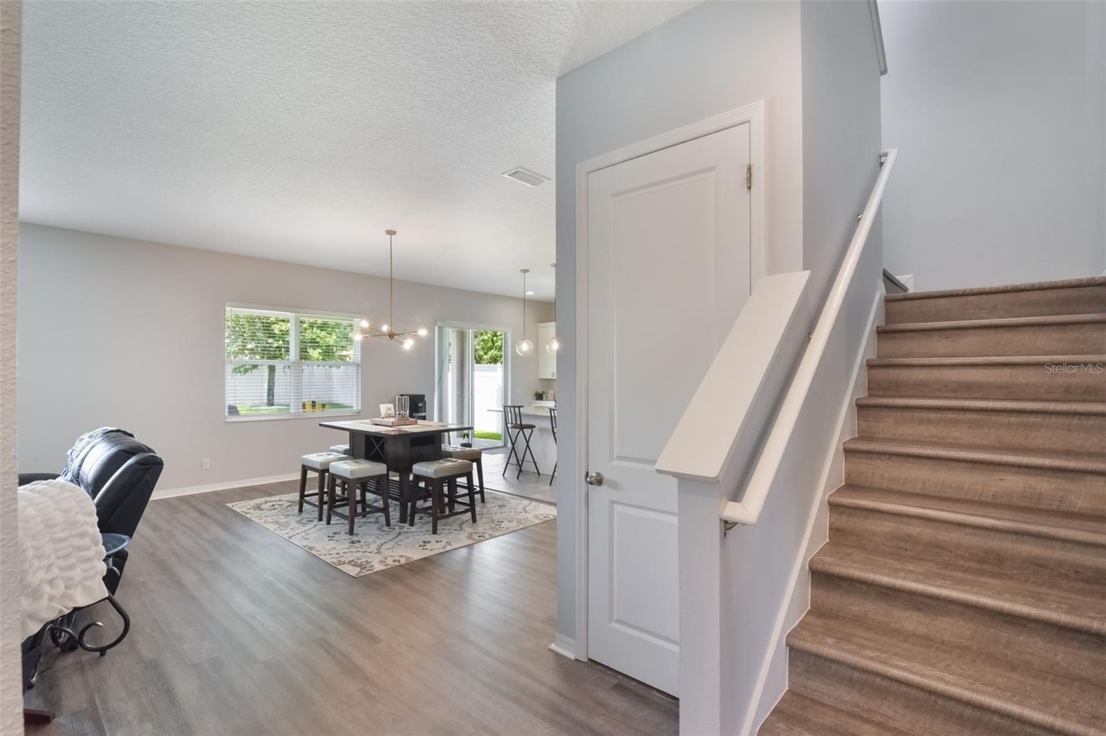 Image 8 of 47 For 965 Maypole Drive