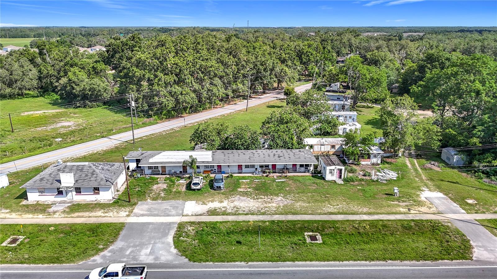 Listing photo id 13 for 11302 301 Highway