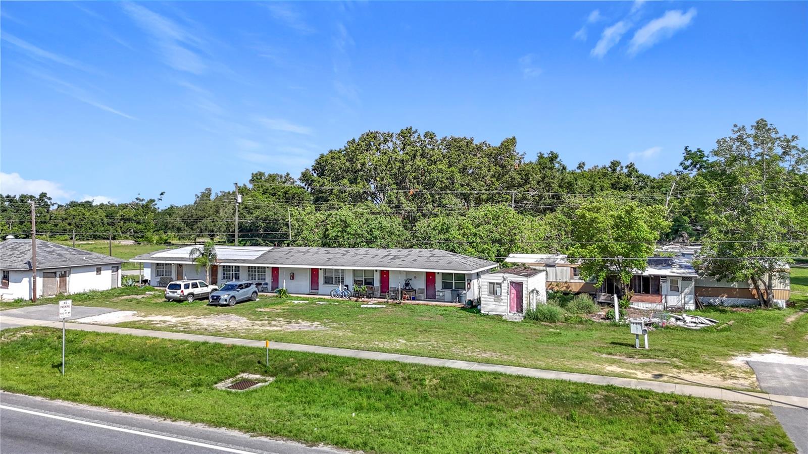 Listing photo id 18 for 11302 301 Highway