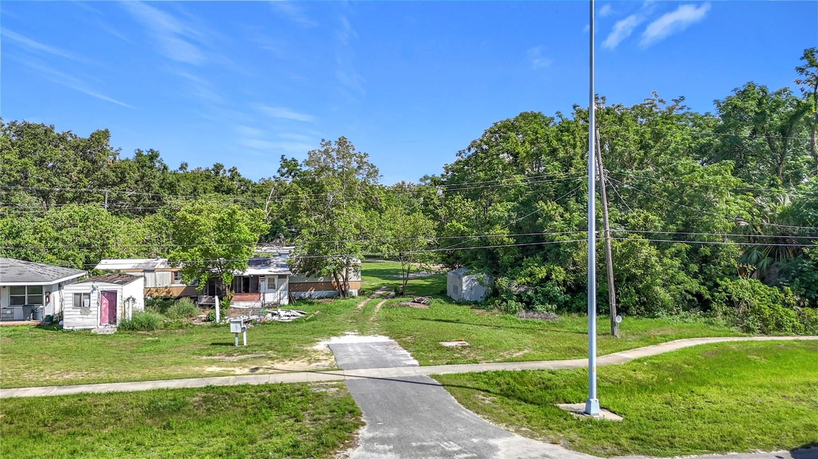 Listing photo id 20 for 11302 301 Highway