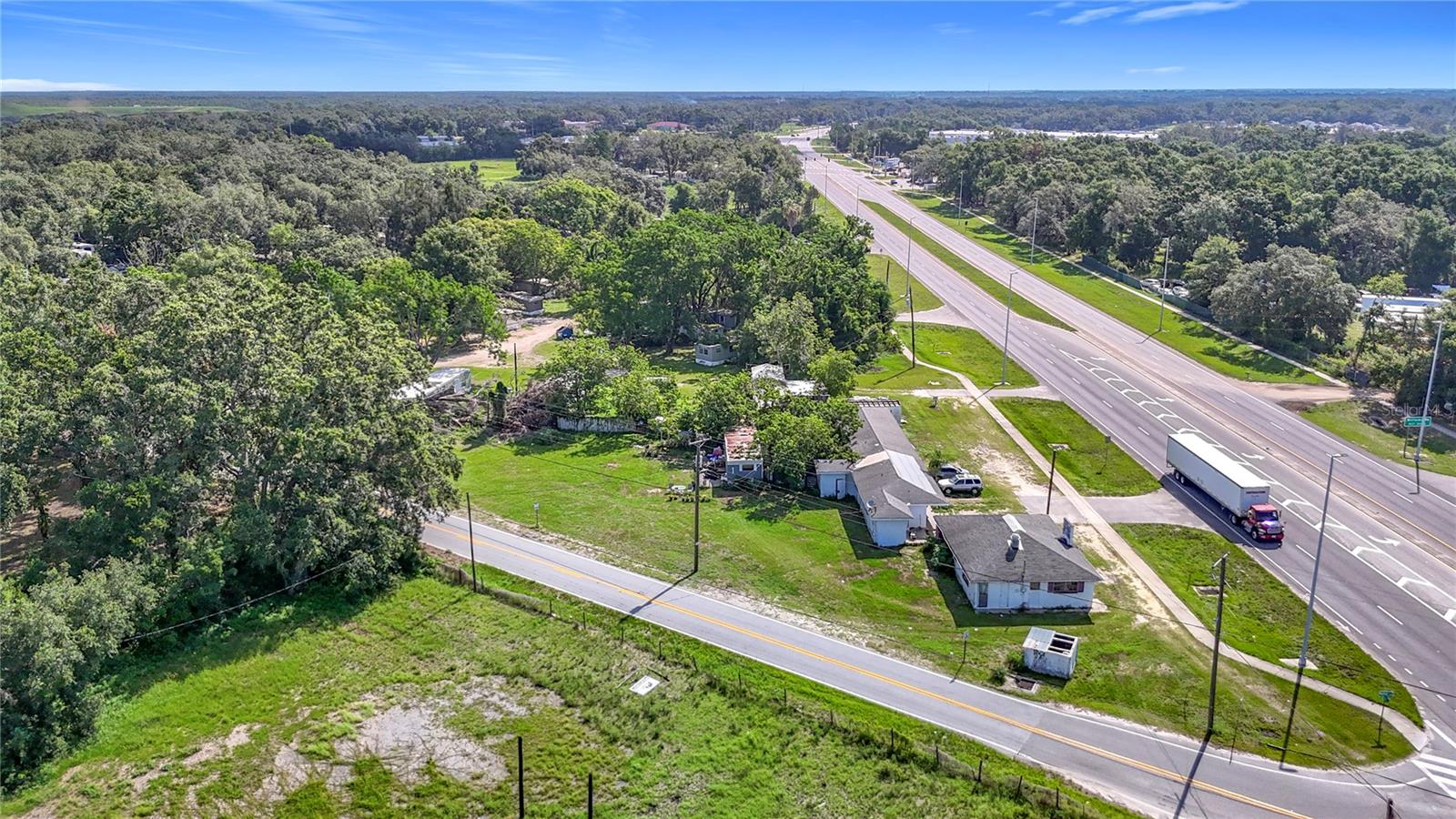 Listing photo id 26 for 11302 301 Highway