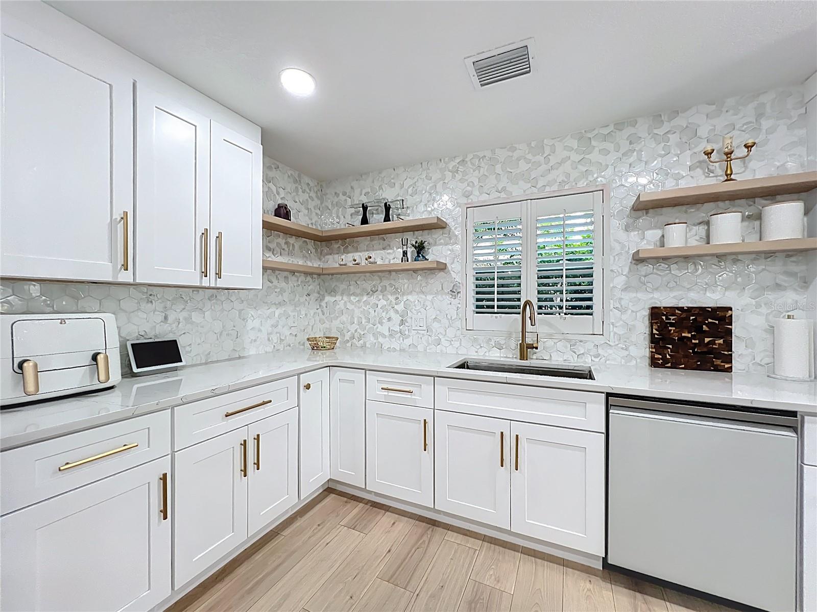 Image 21 of 68 For 4611 Cranston Place