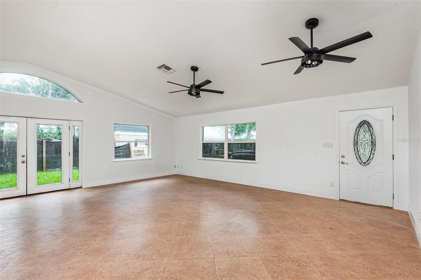 Image 4 of 17 For 4085 Cypress Bend