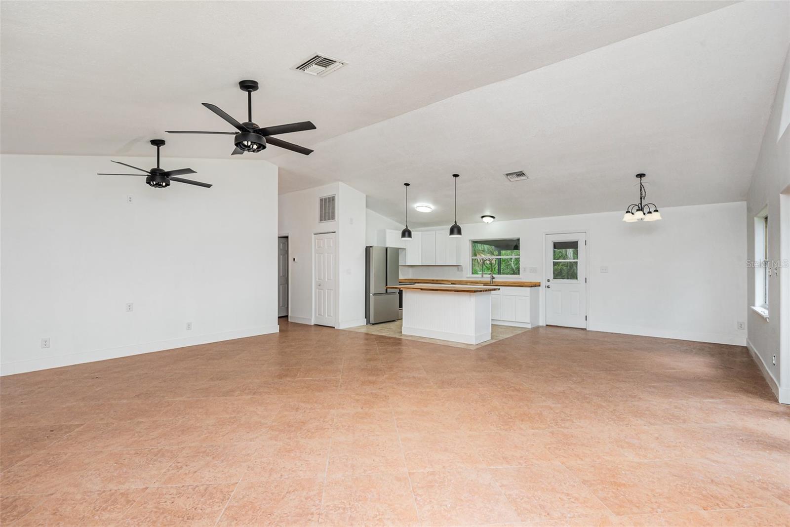 Image 5 of 17 For 4085 Cypress Bend