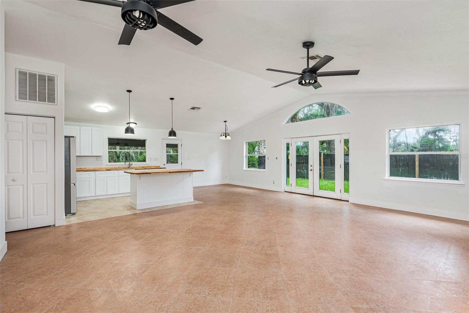 Image 6 of 17 For 4085 Cypress Bend