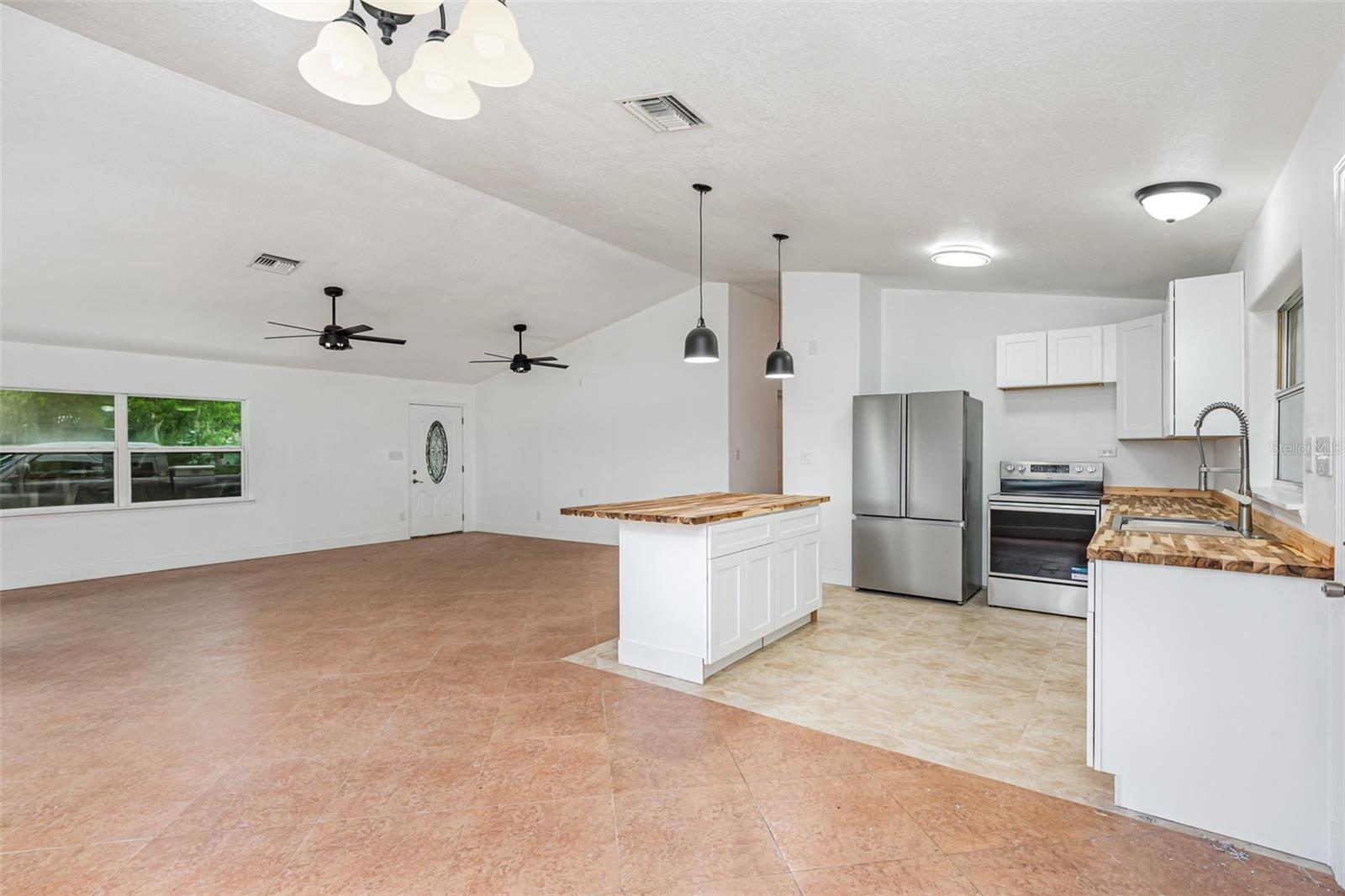 Image 8 of 17 For 4085 Cypress Bend