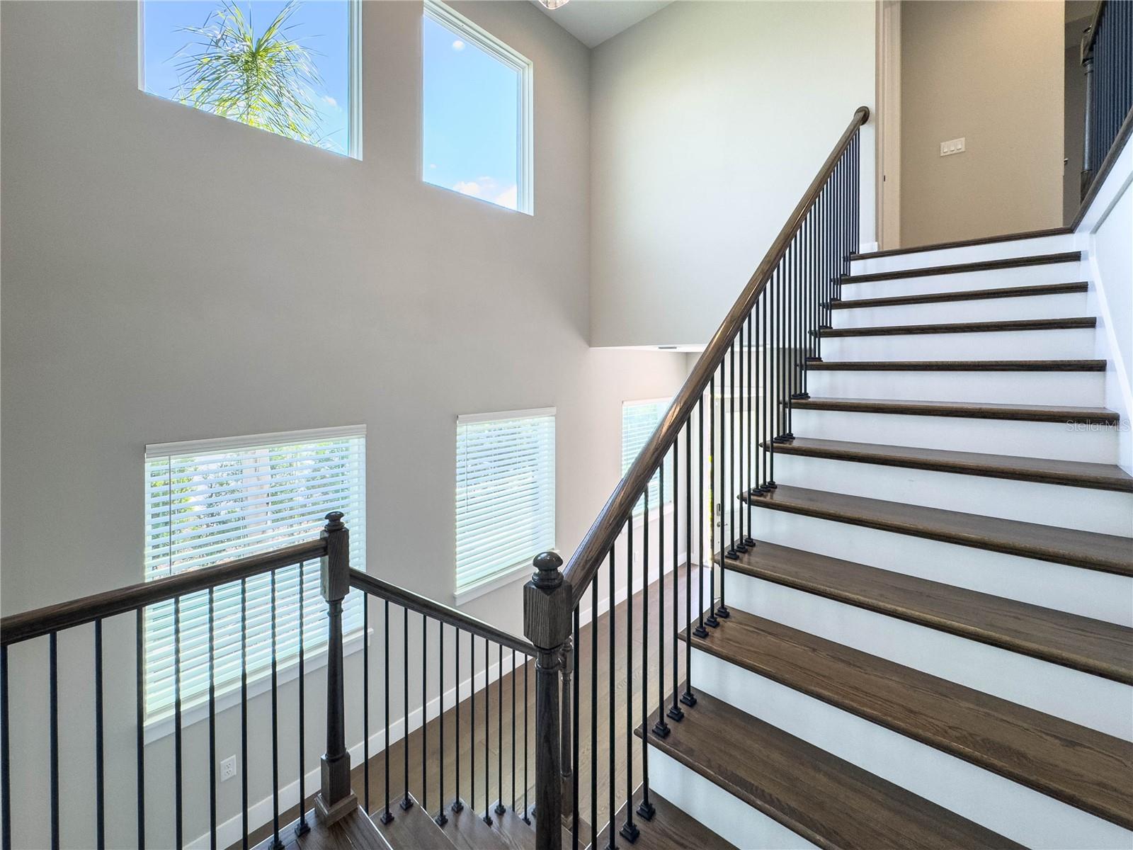 Image 22 of 53 For 16210 Ravenna Court