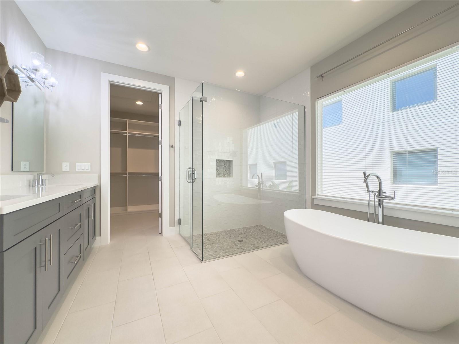 Image 30 of 53 For 16210 Ravenna Court