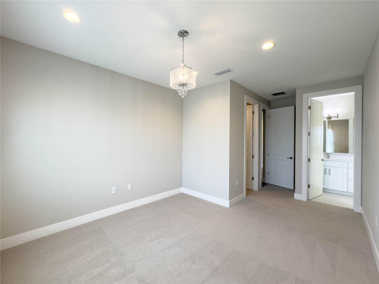 Image 43 of 53 For 16210 Ravenna Court