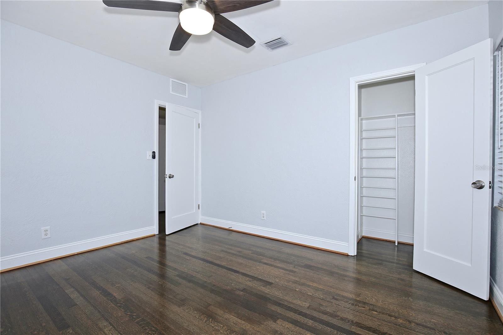 Image 12 of 17 For 1808 Delaney Avenue