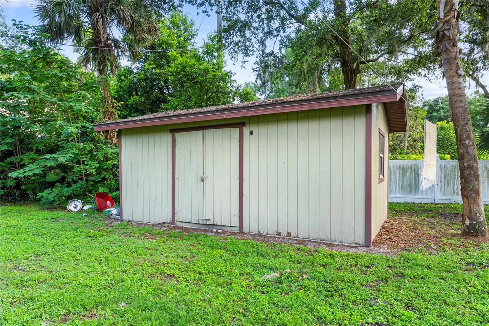 Image 17 of 17 For 1808 Delaney Avenue