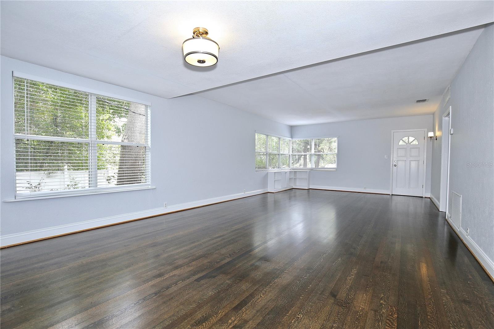 Image 2 of 17 For 1808 Delaney Avenue