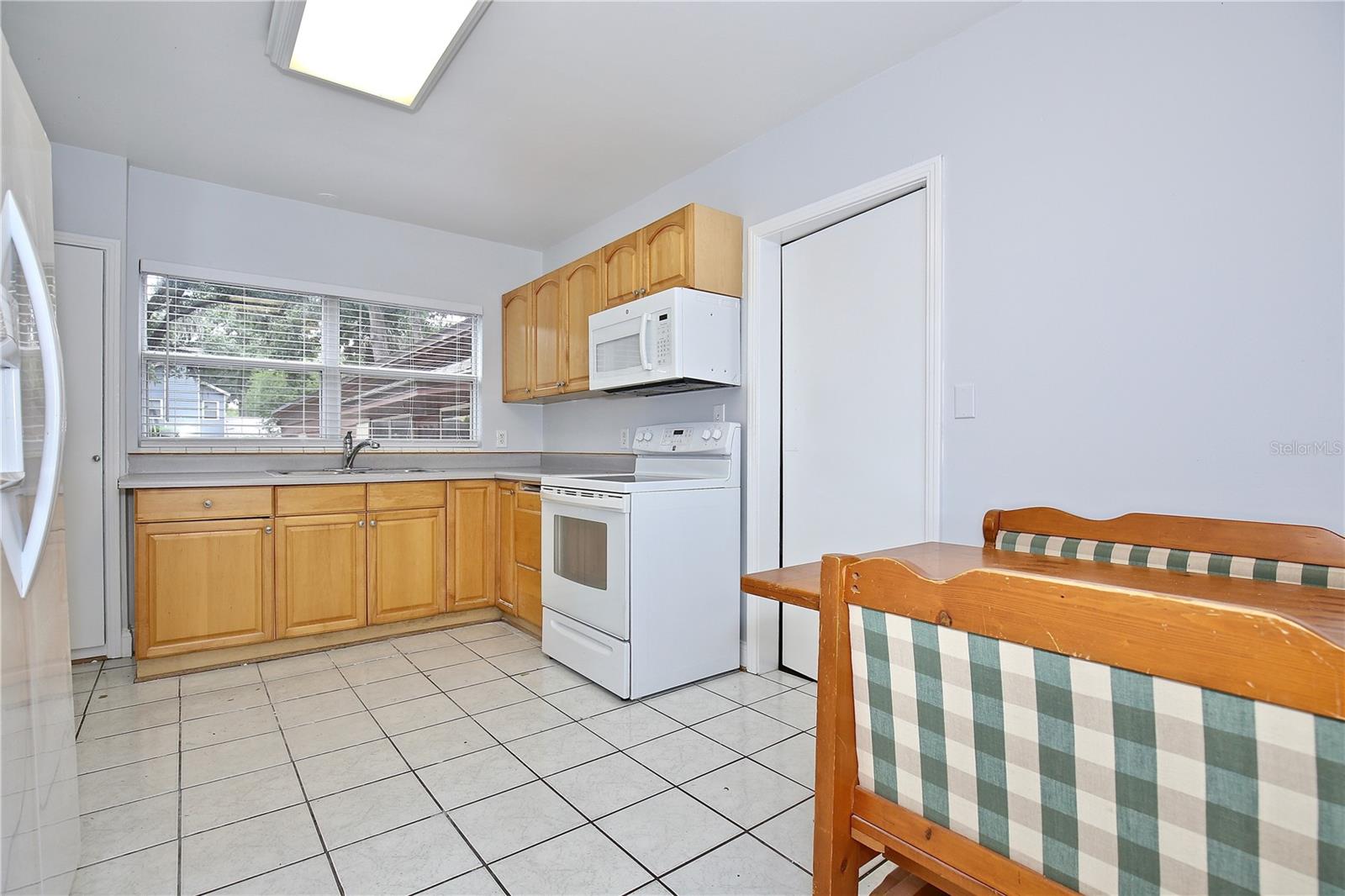Image 5 of 17 For 1808 Delaney Avenue