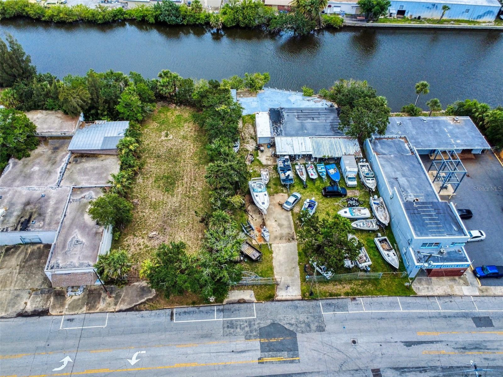 Image 17 of 37 For 801 Beach Street