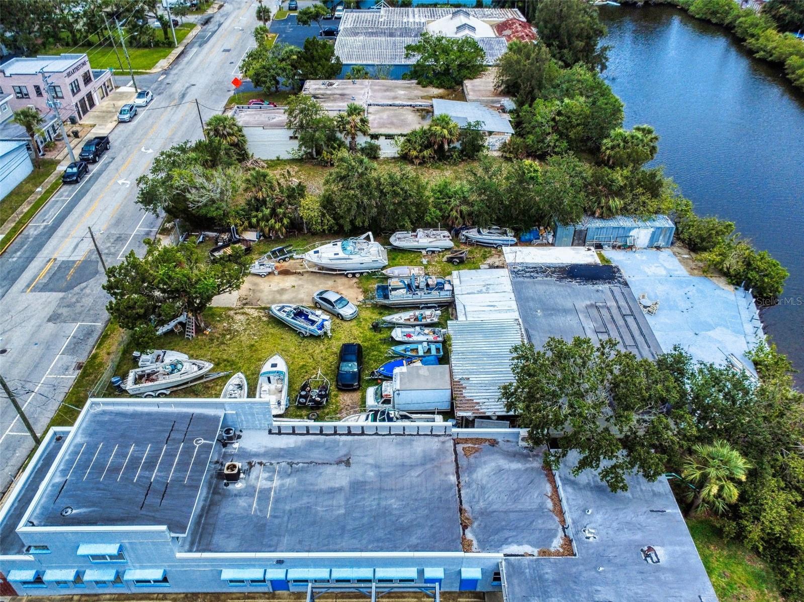 Image 26 of 37 For 801 Beach Street