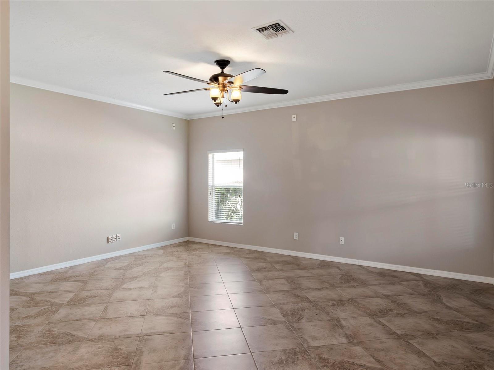 Image 11 of 31 For 512 Bella Rosa Circle