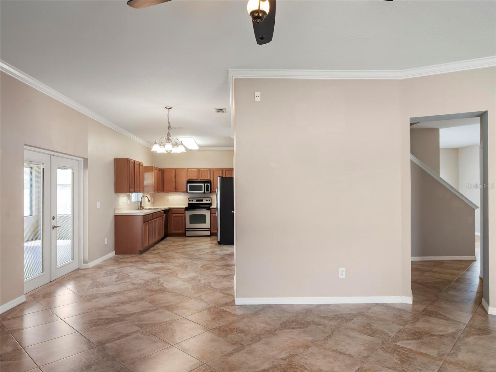 Image 12 of 31 For 512 Bella Rosa Circle