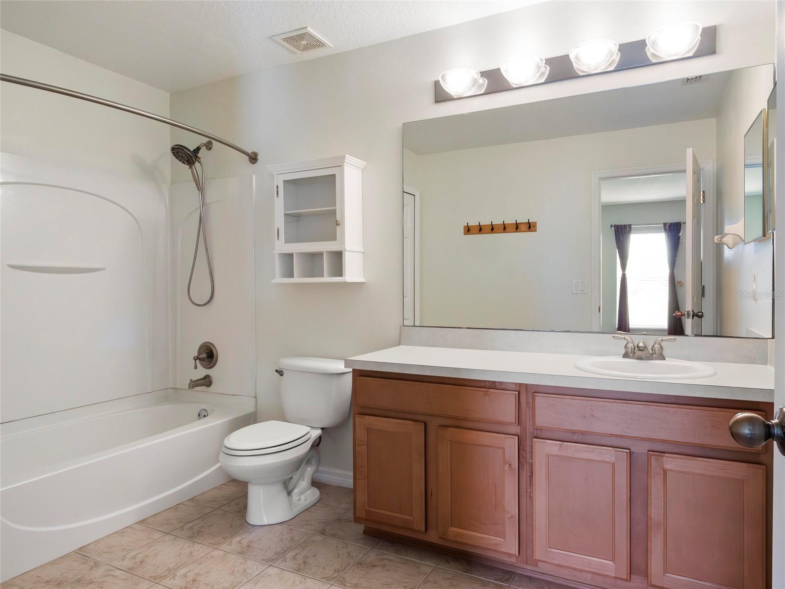 Image 22 of 31 For 512 Bella Rosa Circle