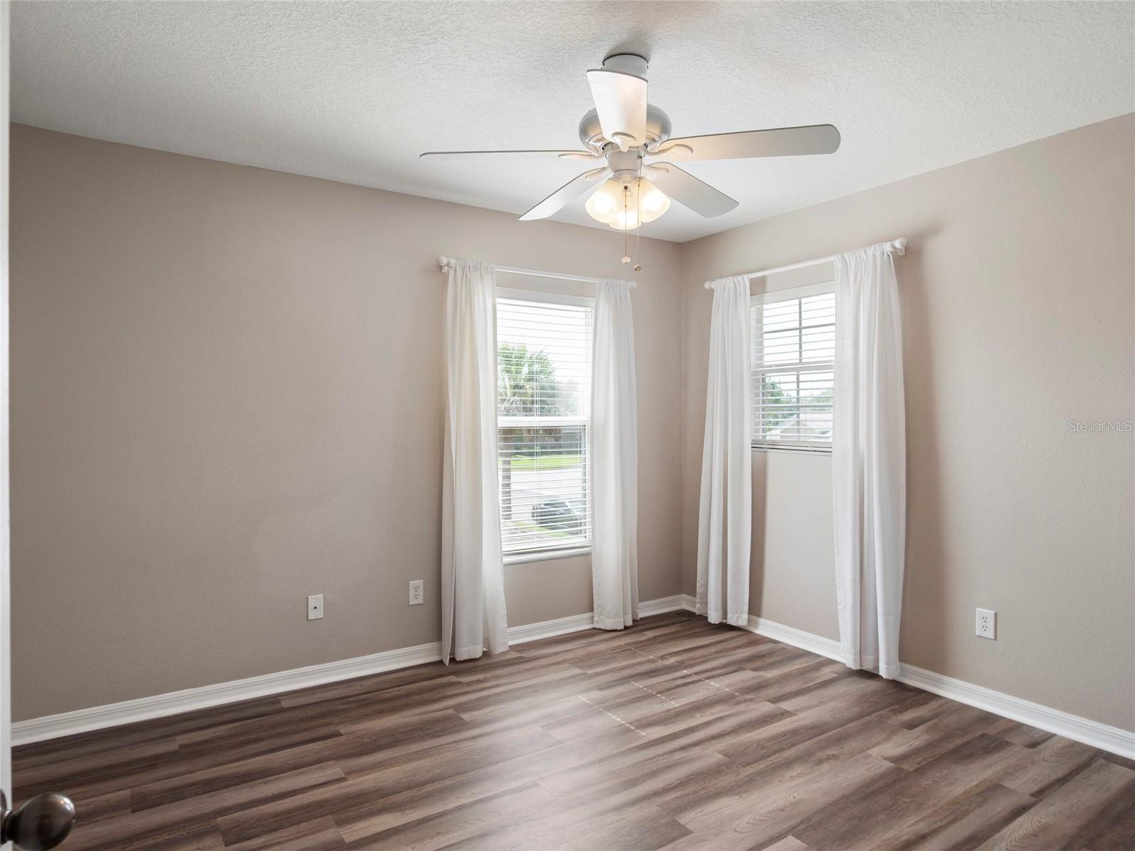 Image 27 of 31 For 512 Bella Rosa Circle