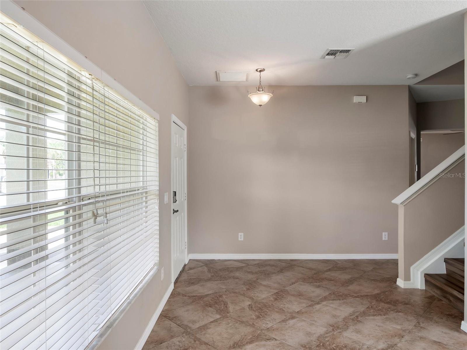 Image 4 of 31 For 512 Bella Rosa Circle