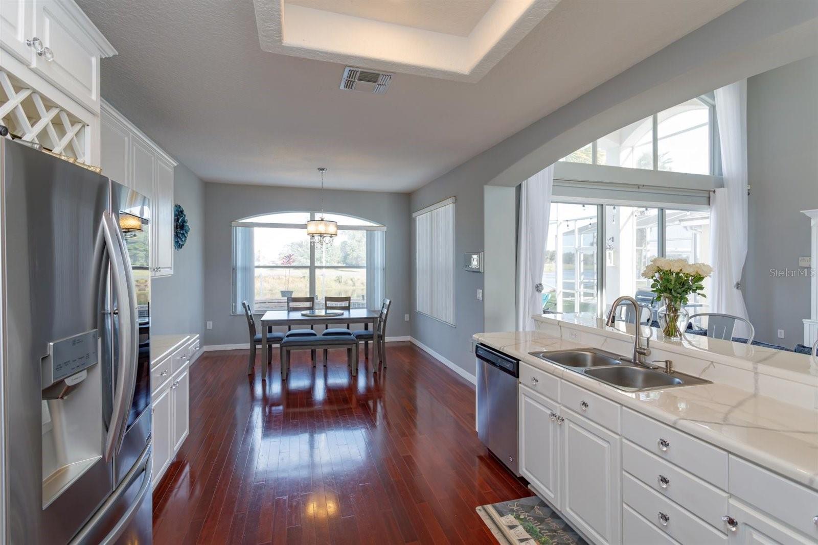 Image 10 of 30 For 1703 Golfview Drive