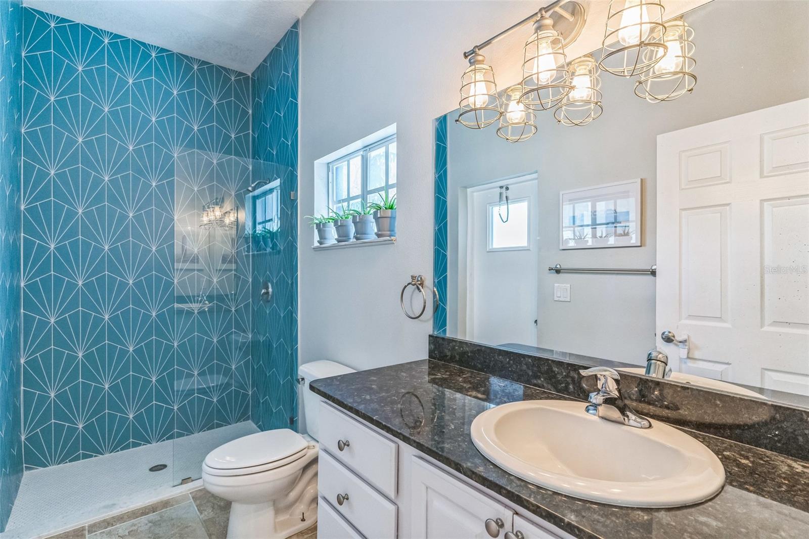 Image 16 of 32 For 2604 Marble Avenue