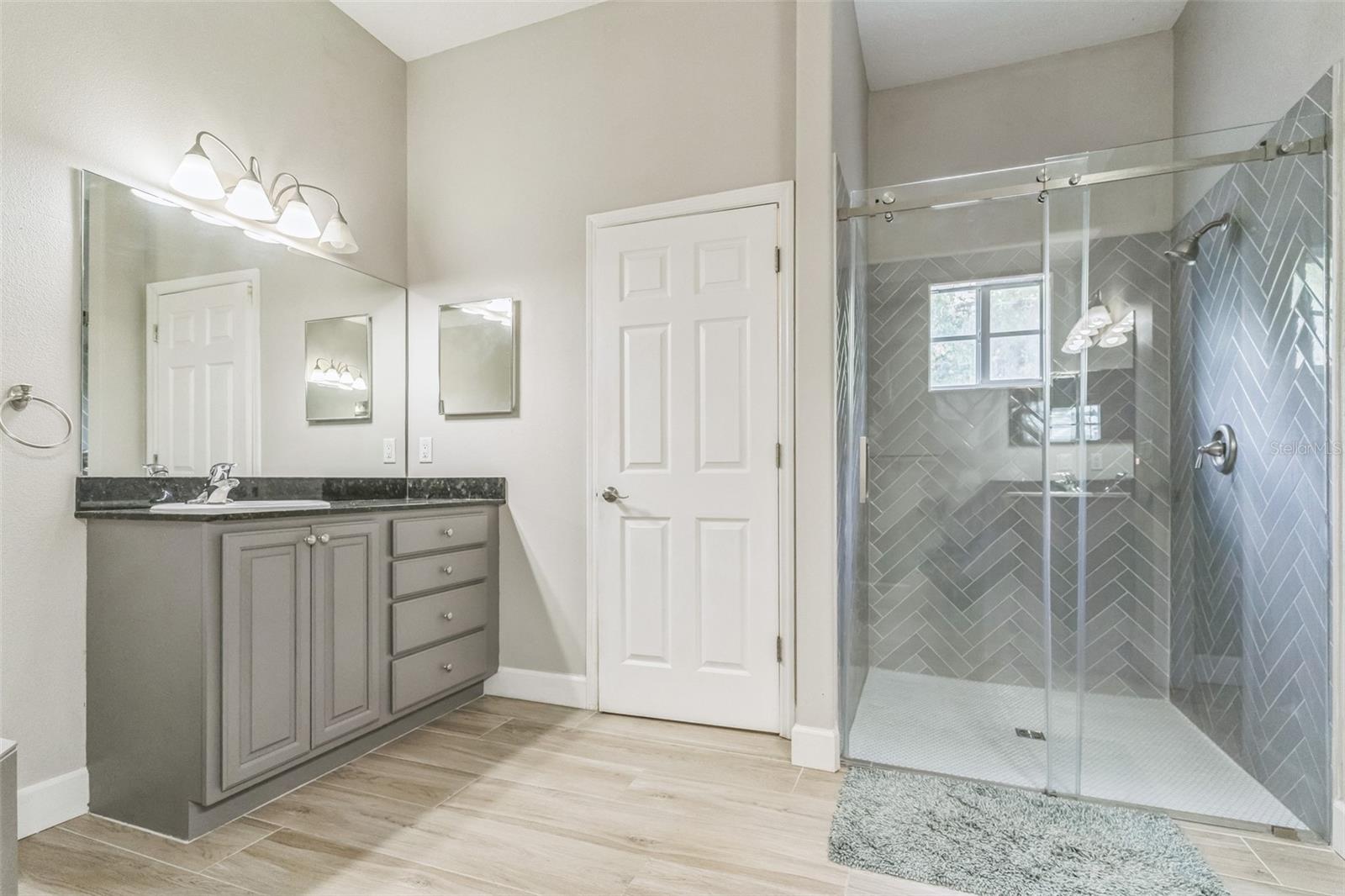 Image 21 of 32 For 2604 Marble Avenue