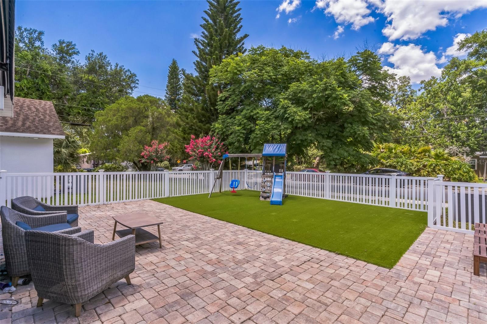 Image 4 of 32 For 2604 Marble Avenue