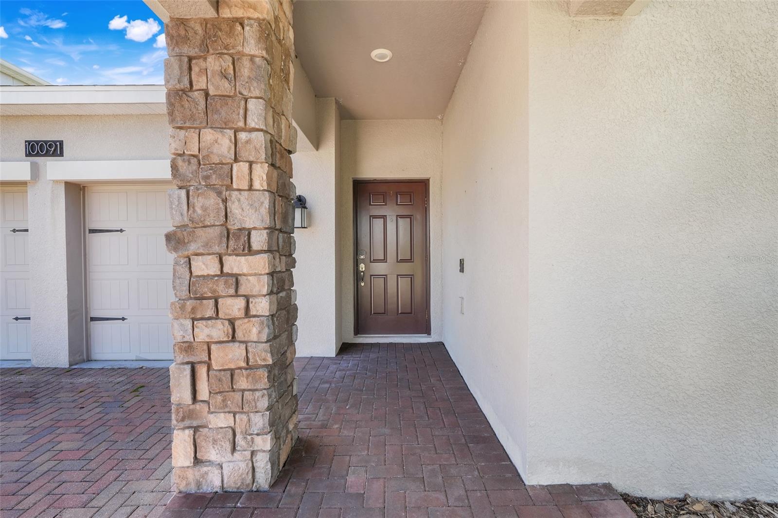 Image 4 of 36 For 10091 Lovegrass Ln