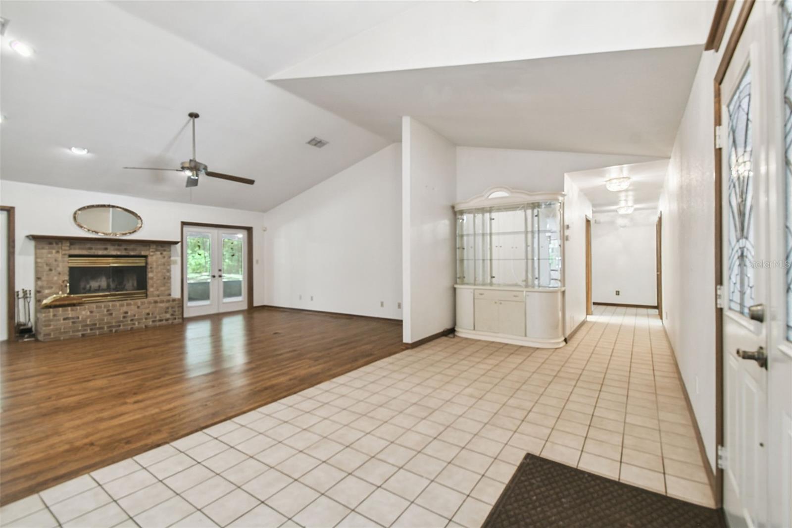 Image 4 of 39 For 2900 Sunrise Street