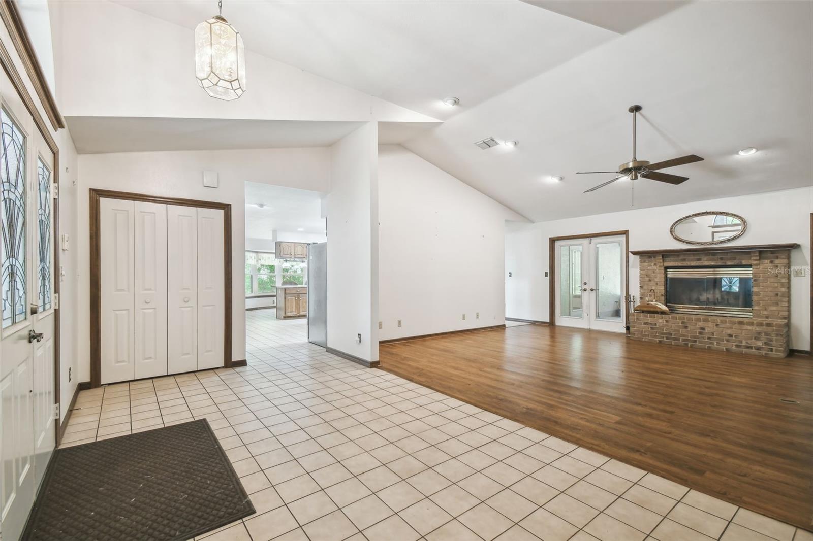 Image 6 of 39 For 2900 Sunrise Street