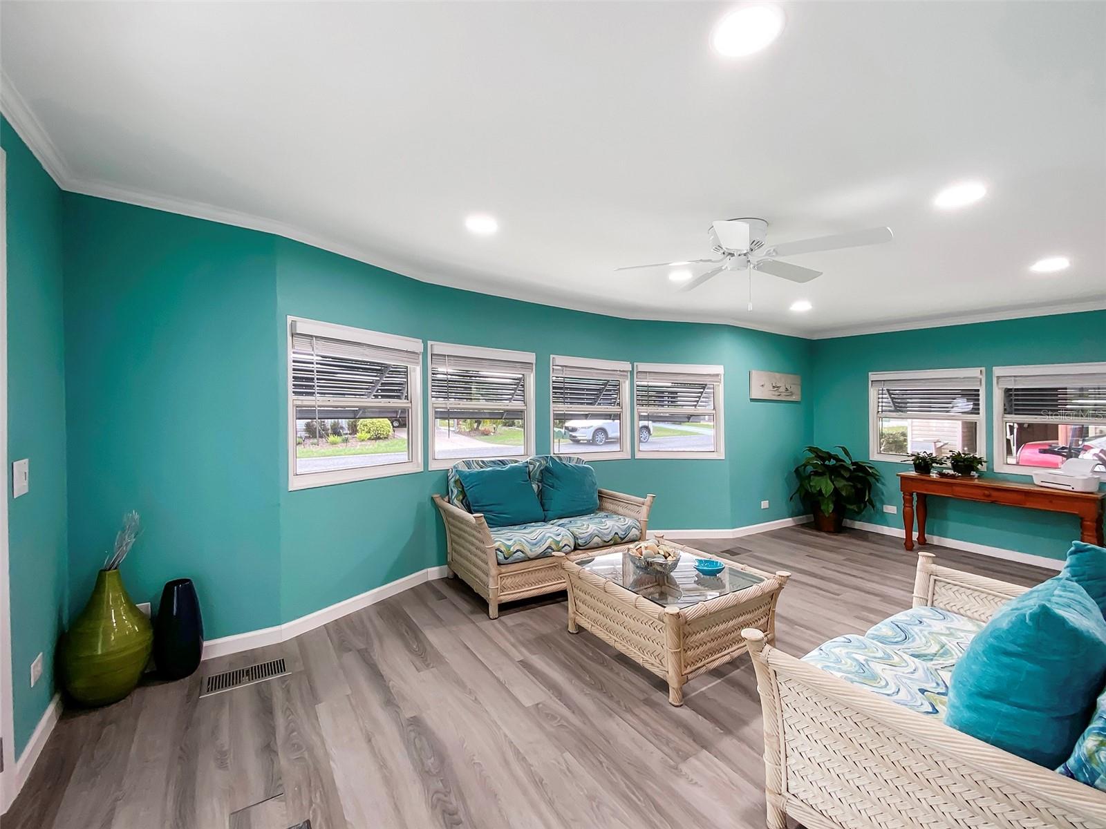 Image 6 of 100 For 164 Royal Palm Drive
