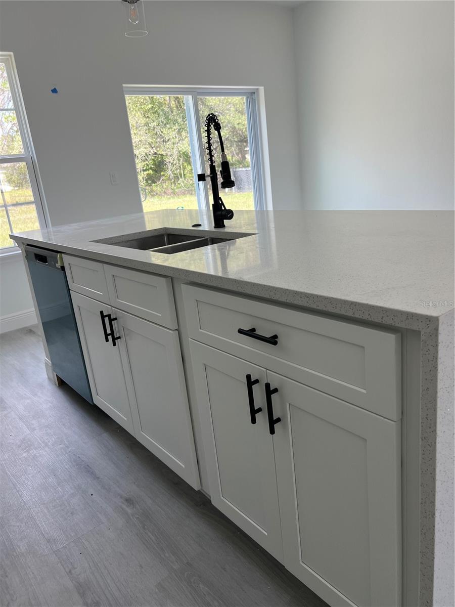 Listing photo id 9 for 569 Marion Oaks Manor