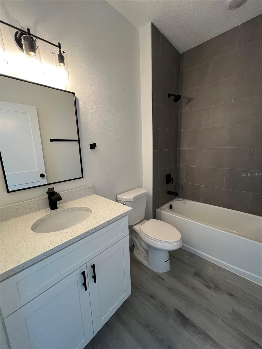 Listing photo id 12 for 569 Marion Oaks Manor