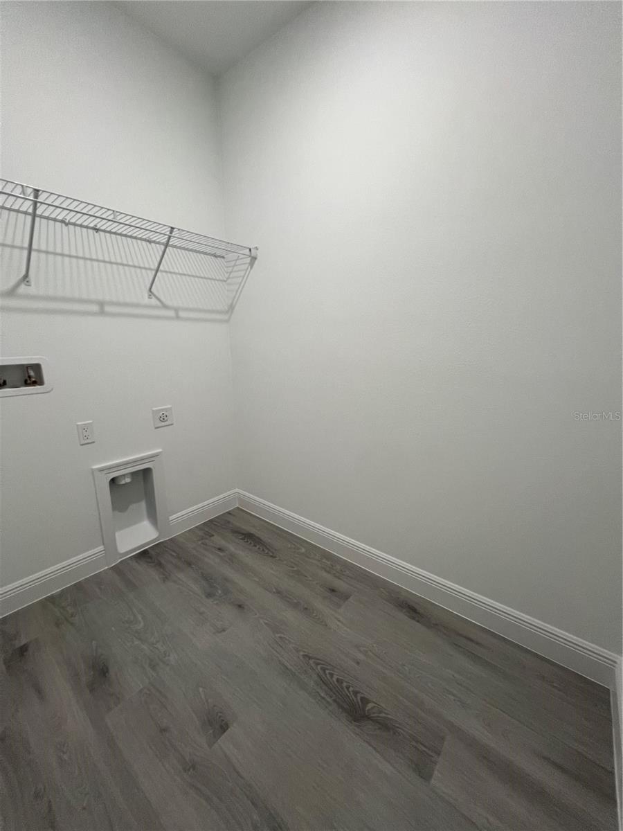 Listing photo id 16 for 569 Marion Oaks Manor
