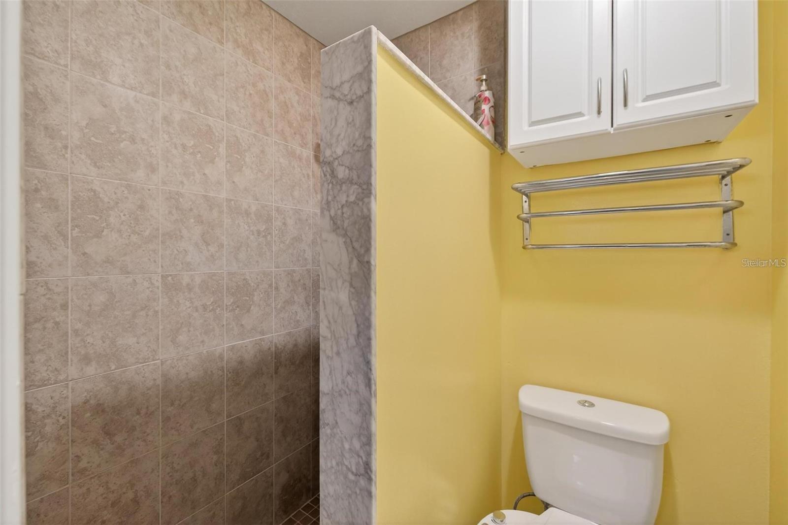 Image 11 of 45 For 5704 Bay Side Drive
