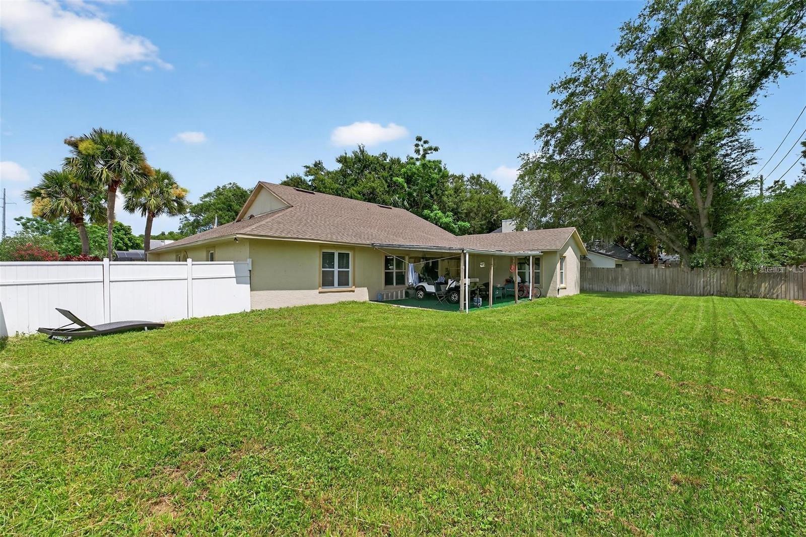 Image 18 of 45 For 5704 Bay Side Drive