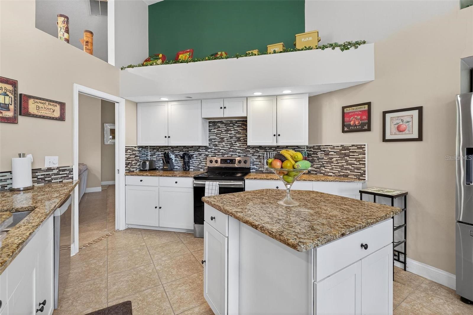 Image 30 of 45 For 5704 Bay Side Drive