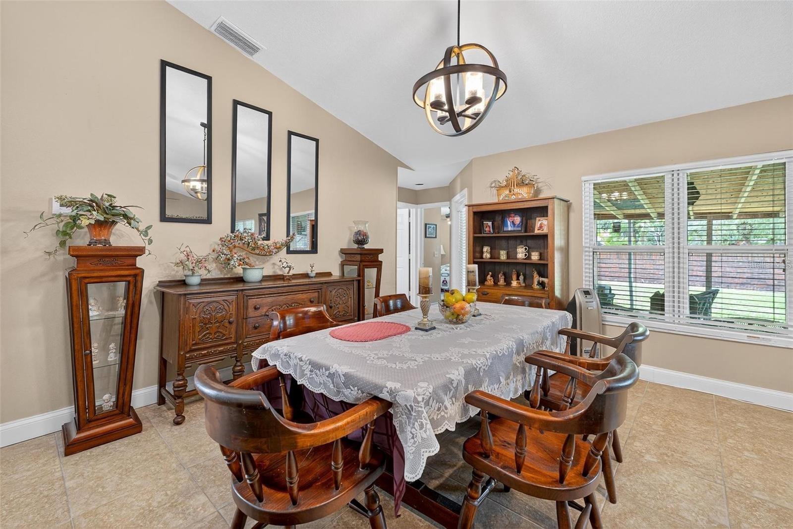 Image 32 of 45 For 5704 Bay Side Drive