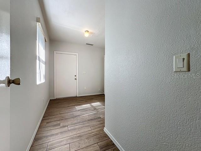 Image 20 of 28 For 413 San Carlos Avenue