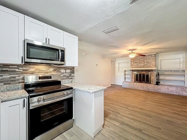 Image 6 of 28 For 413 San Carlos Avenue