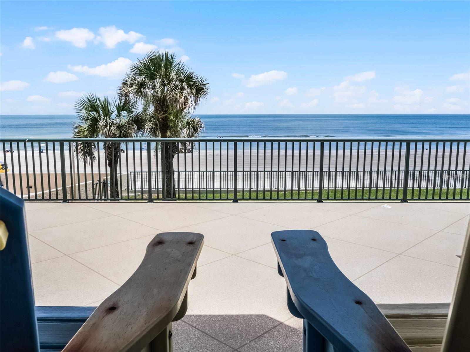 Image 16 of 77 For 4631 Atlantic Avenue 8102