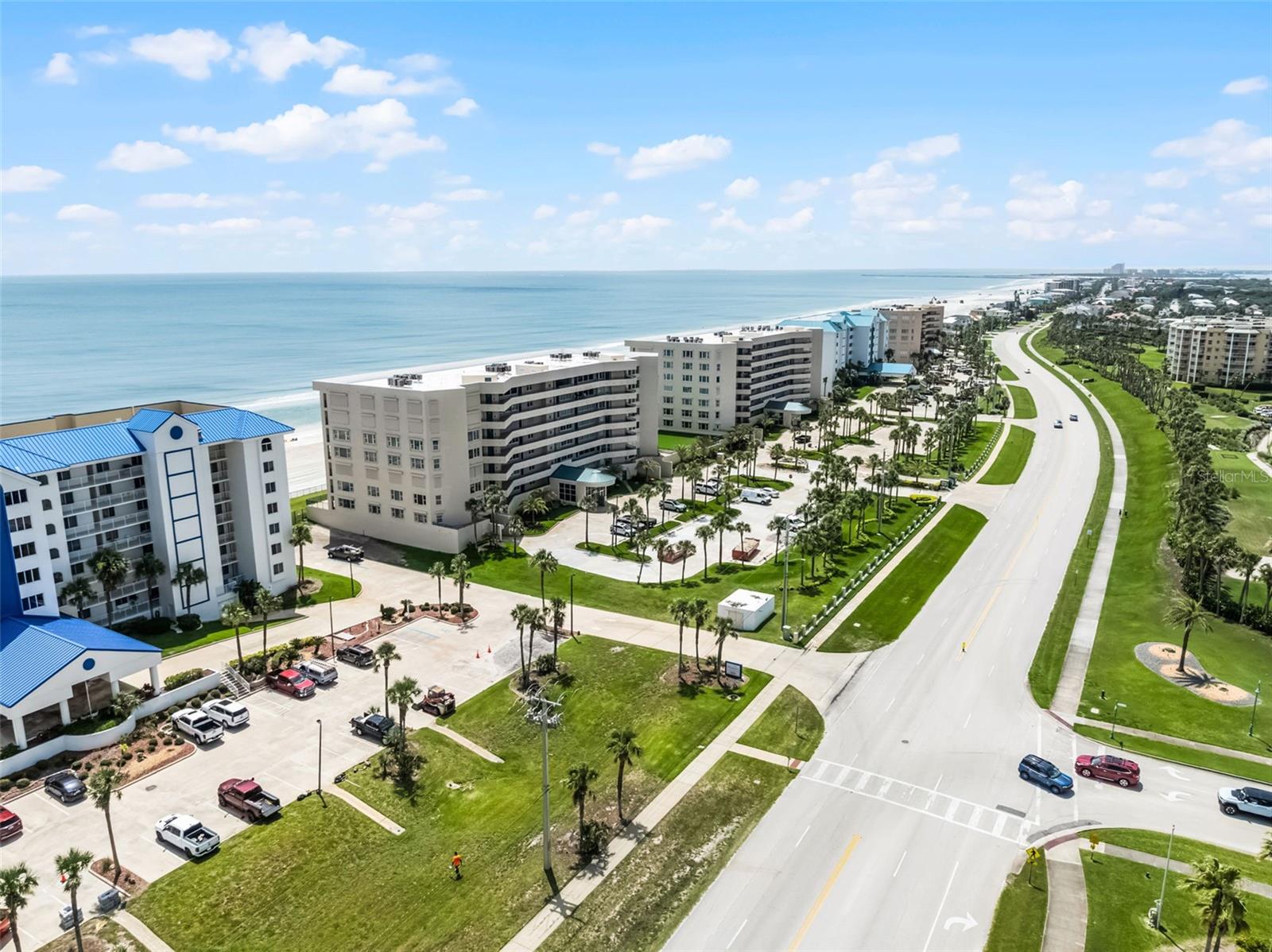 Image 23 of 77 For 4631 Atlantic Avenue 8102