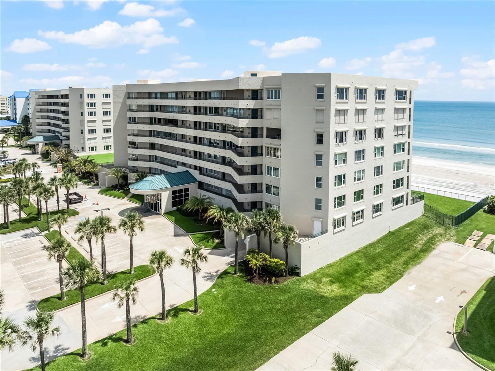 Image 3 of 77 For 4631 Atlantic Avenue 8102