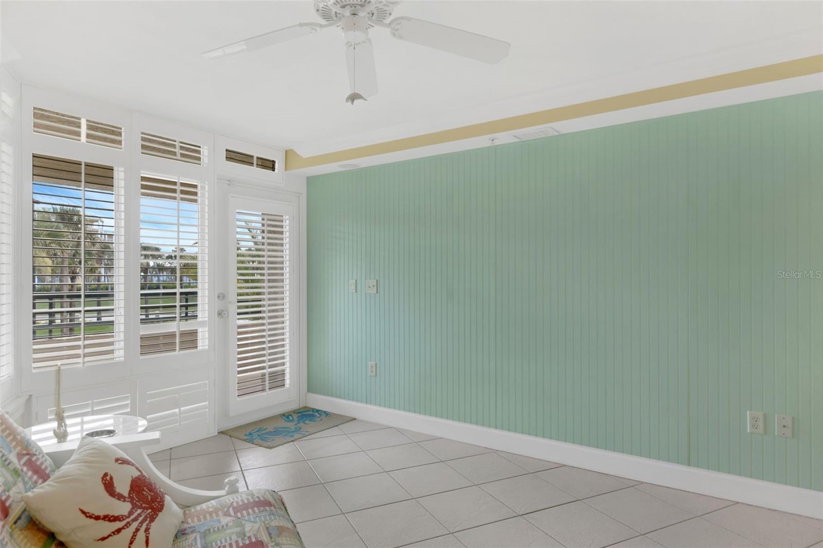 Image 32 of 77 For 4631 Atlantic Avenue 8102