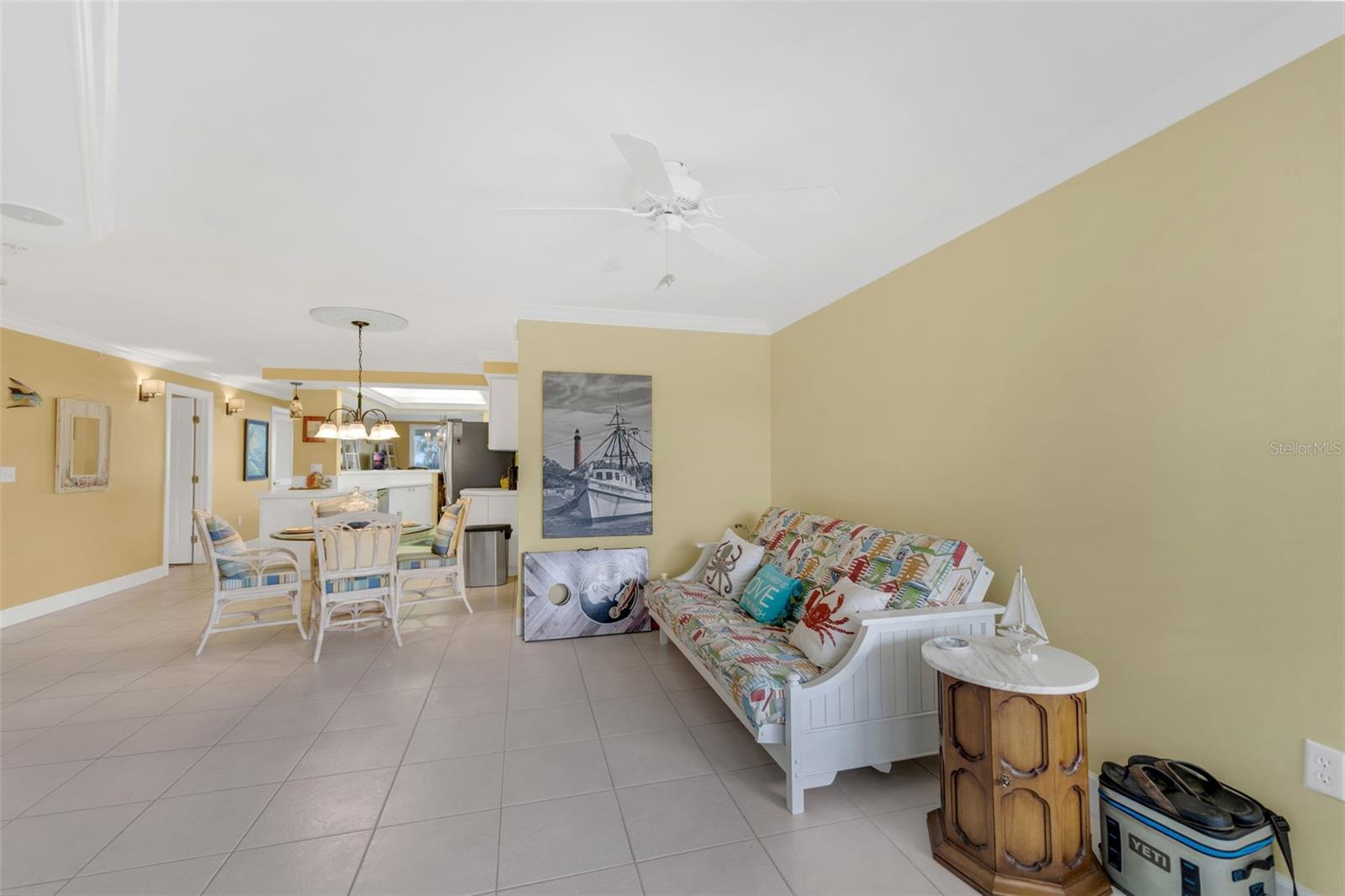 Image 33 of 77 For 4631 Atlantic Avenue 8102