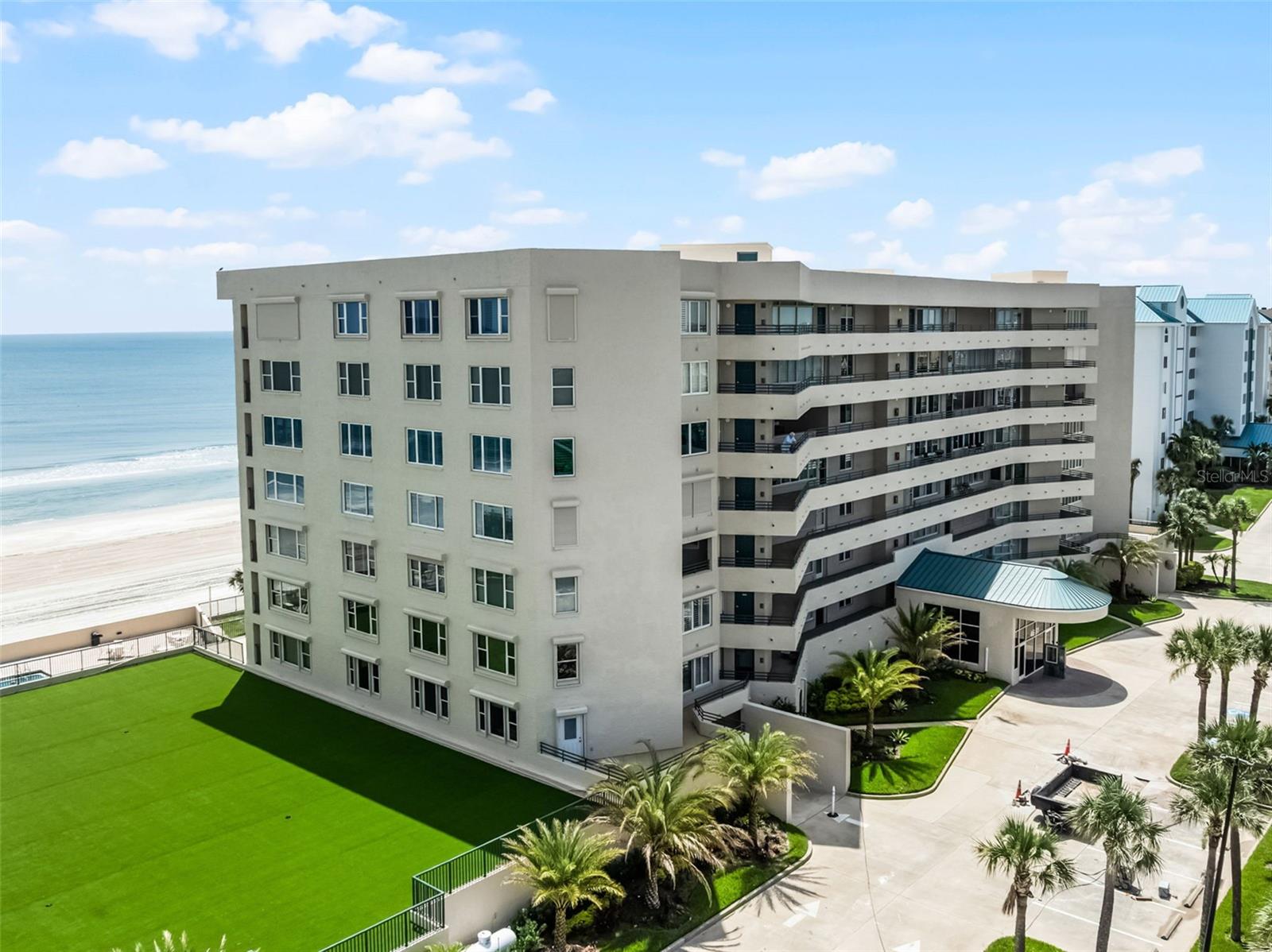 Image 4 of 77 For 4631 Atlantic Avenue 8102