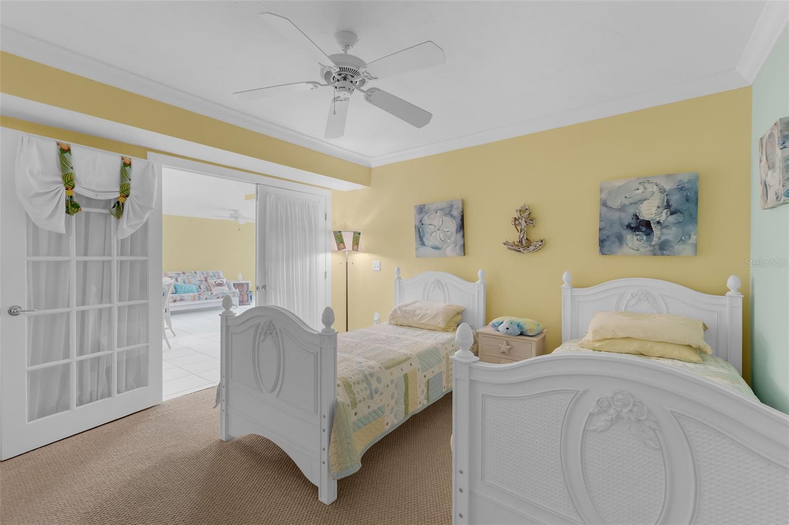 Image 68 of 77 For 4631 Atlantic Avenue 8102