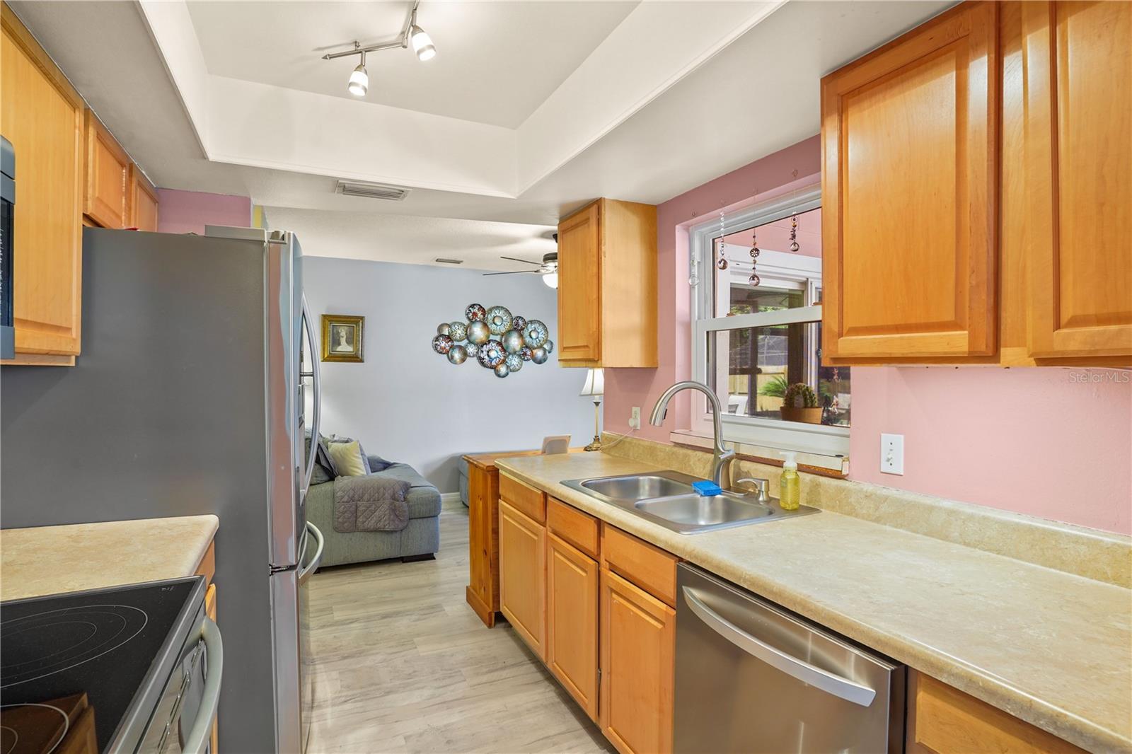 Image 11 of 39 For 109 Woodfield Court