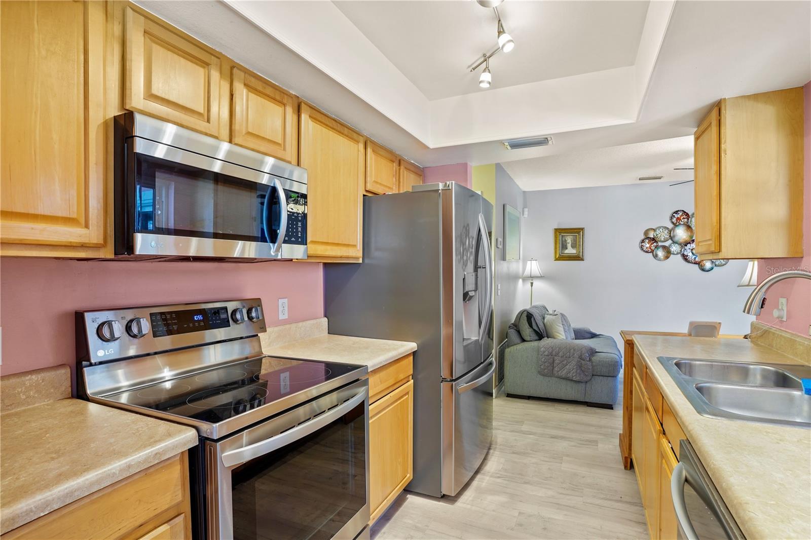 Image 12 of 39 For 109 Woodfield Court